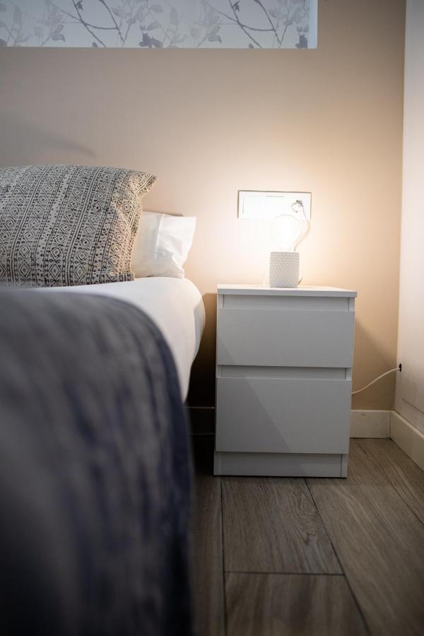 Florit Flats - Cabanyal 3 Bedroom Wifi Ac Terrace Beach Penthouse Valencia Exteriör bild